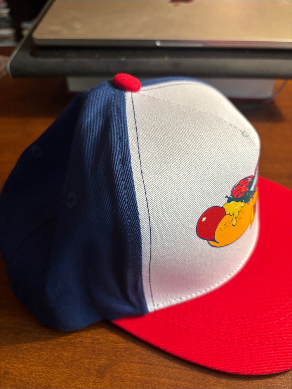CHICAGO CUBS/Vienna Beef Trucker Hat with Hot Dog Graphic - Picture 4 of 7